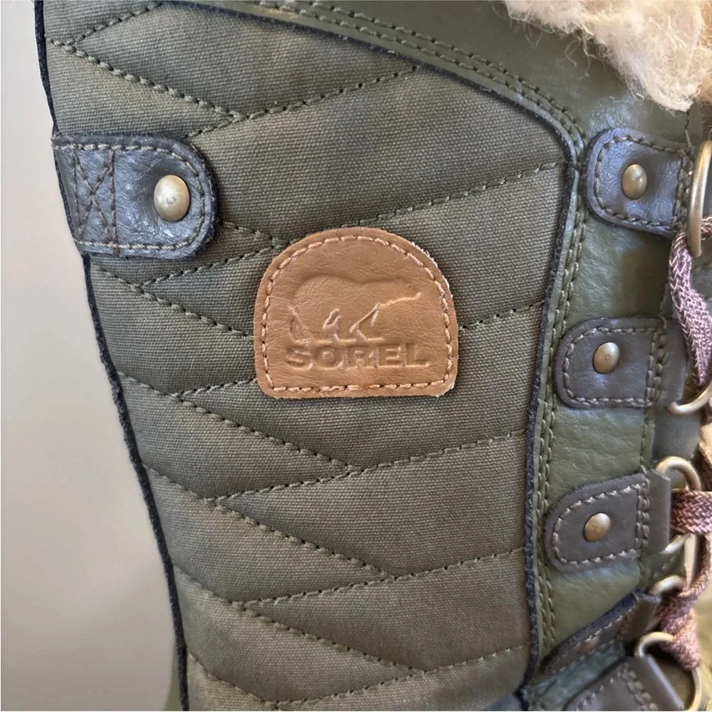 Sorel Youth Waterproof Winter Boots Size 3 Green And Pink